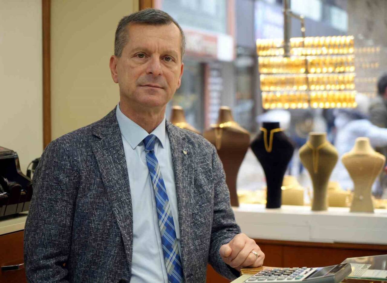 Samsun Kuyumcular Odası Başkanı Dr. Salih Özman, küresel ekonomik belirsizlikler