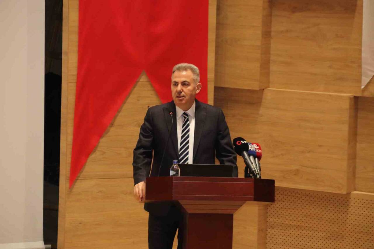 İzmir Valiliği, 6 Şubat 2023’te Kahramanmaraş merkezli depremlerde hayatını kaybedenleri