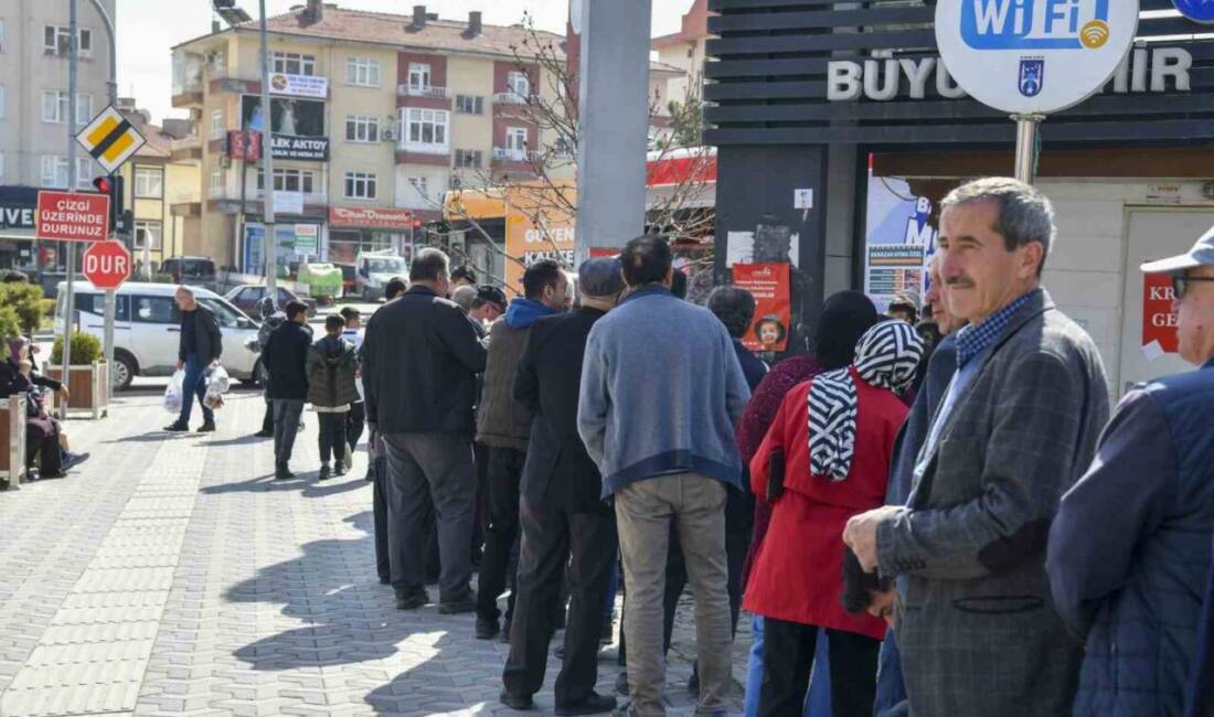 Ankara Büyükşehir Belediyesi’nin (ABB) Ramazan ayına özel başlattığı uygun fiyatlı