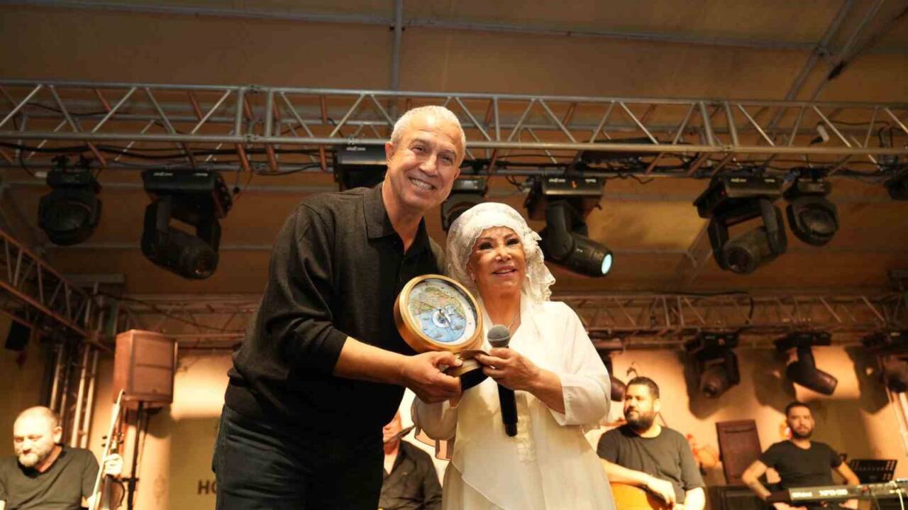 Antalya’nın Alanya Belediyesi’nin düzenlediği Ramazan Akşamları etkinlikleri, hem çocuklar hem