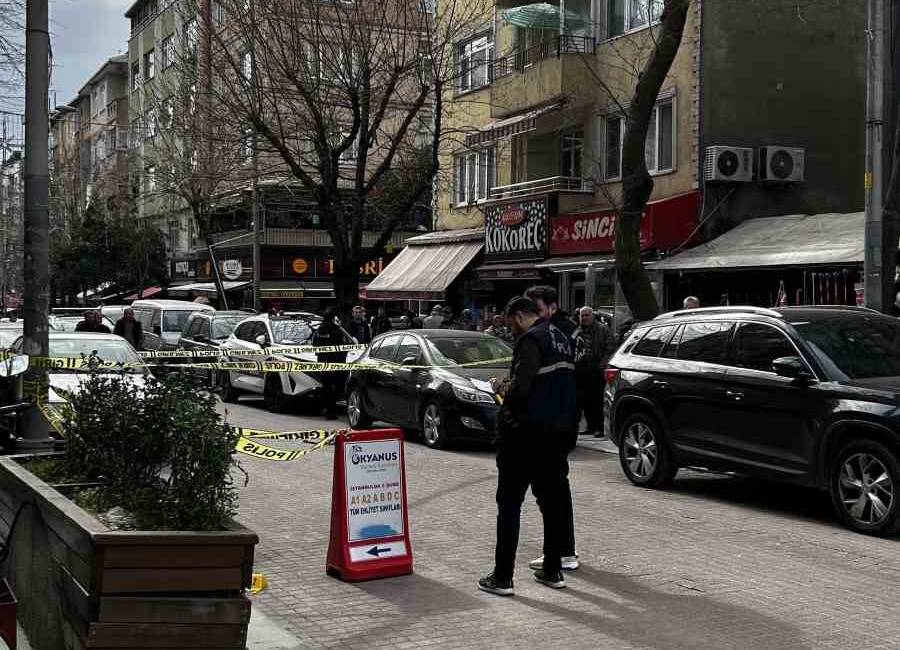 Bayrampaşa’da güzellik merkezinde çalışan Emre Kartal, broşür dağıttığı sırada ablasının