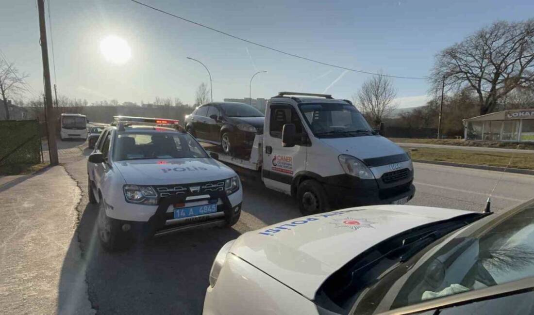 Bolu’da aracına çakar takan sürücüye trafik polisleri tarafından 138 bin