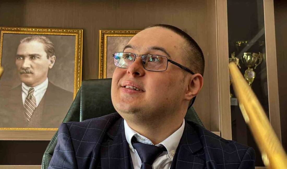Bolu'da 27 yaşındaki down sendromlu Çağrı Özkoparan, Dünya Down Sendromlular