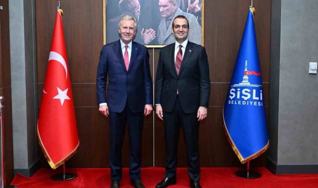 Eski Alman Cumhurbaşkanı Christian Wulff, Şişli Belediye Başkanı Resul Emrah