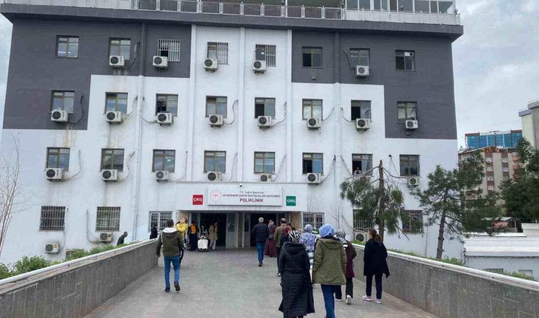 Diyarbakır'da 10 yaşındaki Toprak Önkol, diş çekimi sonrasında kanama nedeniyle