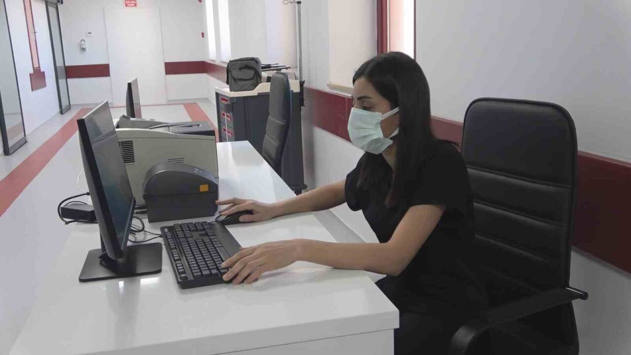 Diyarbakır’daki kamu hastanelerinde ilk kemik iliği nakli merkezi Gazi Yaşargil