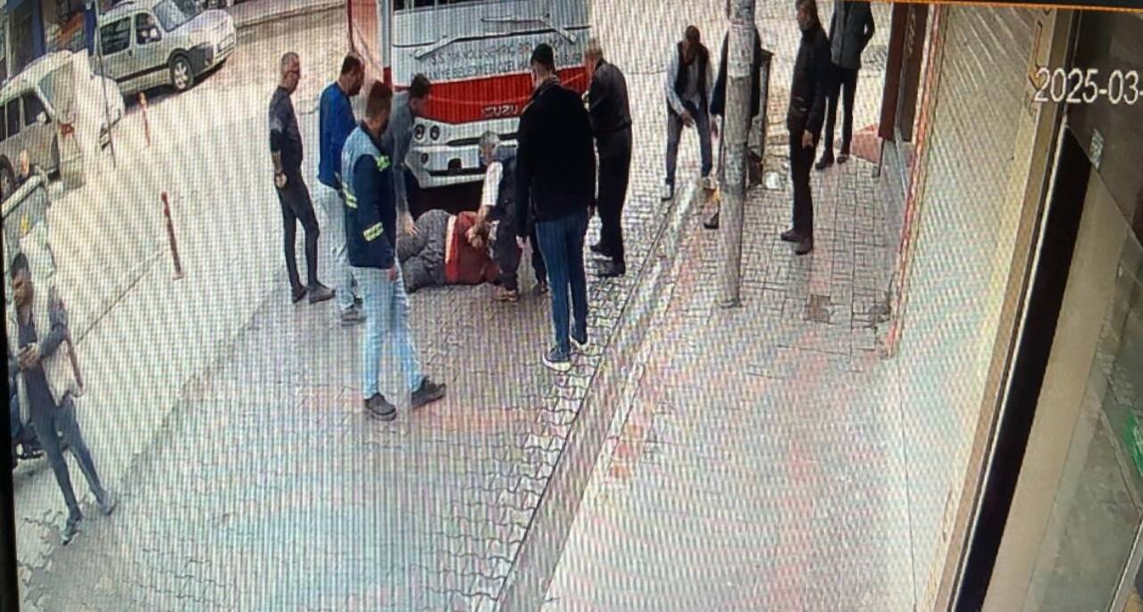 Osmaniye’de özel halk otobüsü dönüş yaptığı sırada altında kalan kadın