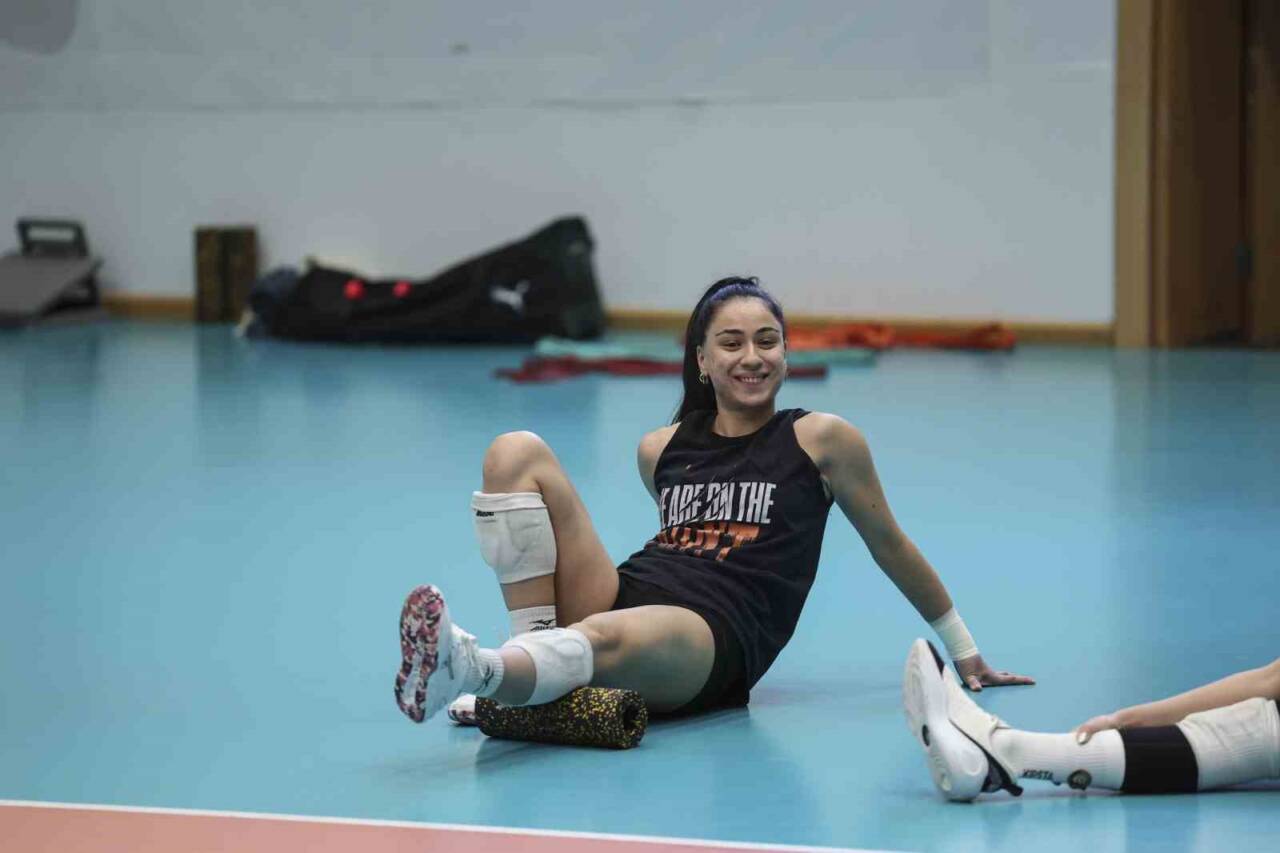 Eczacıbaşı Dynavit, Vodafone Sultanlar Ligi'nin 26. haftasında yarın V. Bank