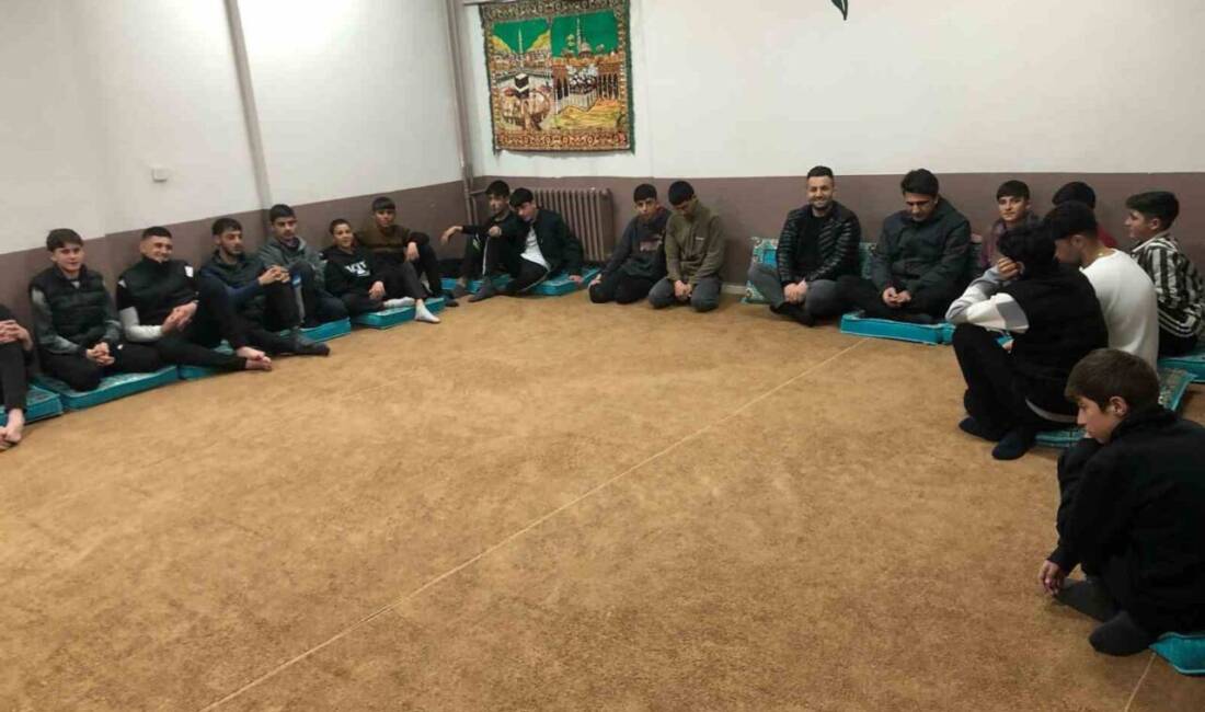 Ağrı’nın Hamur İlçe Milli Eğitim Müdürü Mehmet Özmüş, Şehit Yıldırım