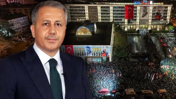 İçişleri Bakanı Ali Yerlikaya, İstanbul Saraçhane'deki protestolar sırasında altı polis