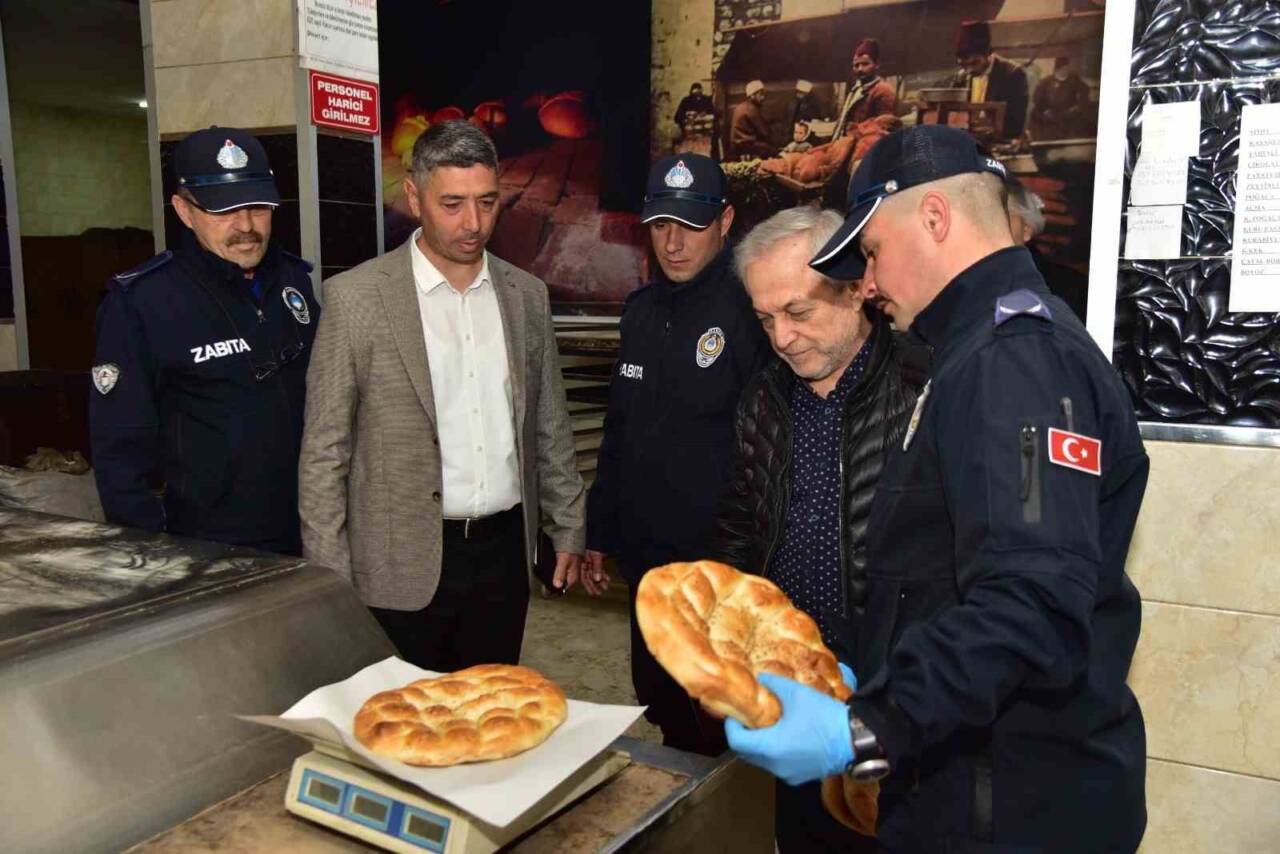 İncirliova Belediyesi Zabıta Müdürlüğü ekipleri Ramazan ayı dolayısı ile ilçede