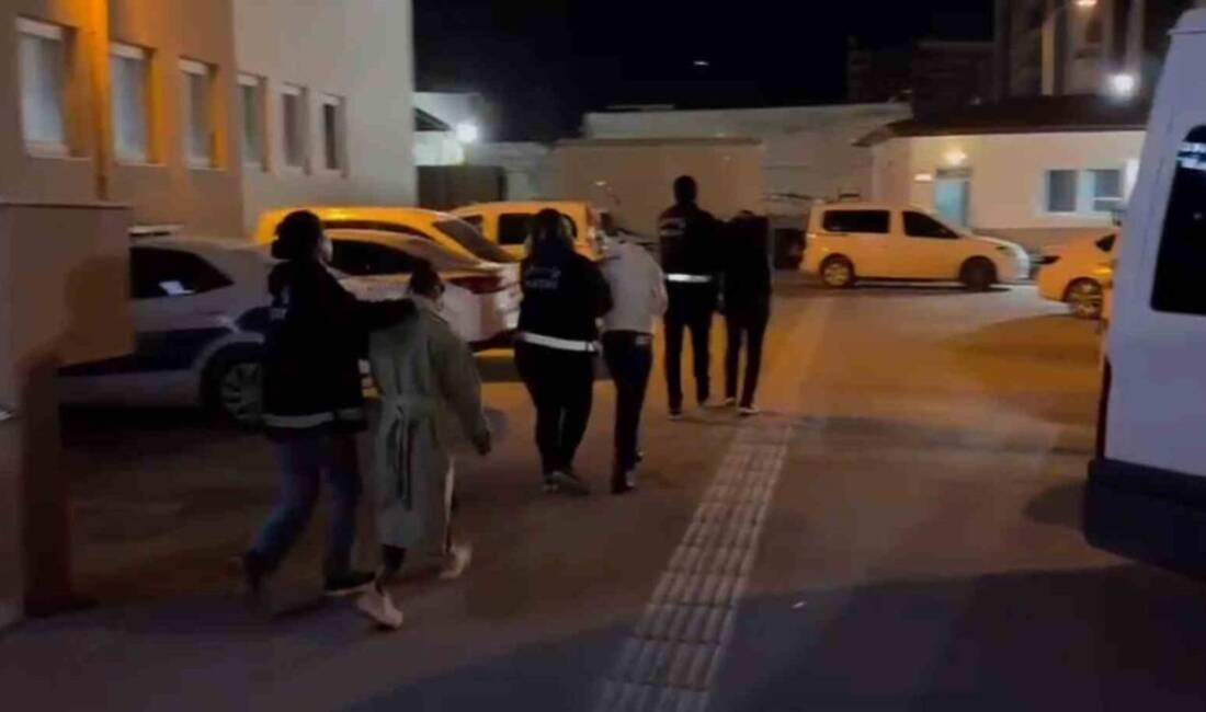 Hatay’ın İskenderun ilçesinde polis ekiplerinin düzenlediği fuhuş operasyonunda 4 kişi