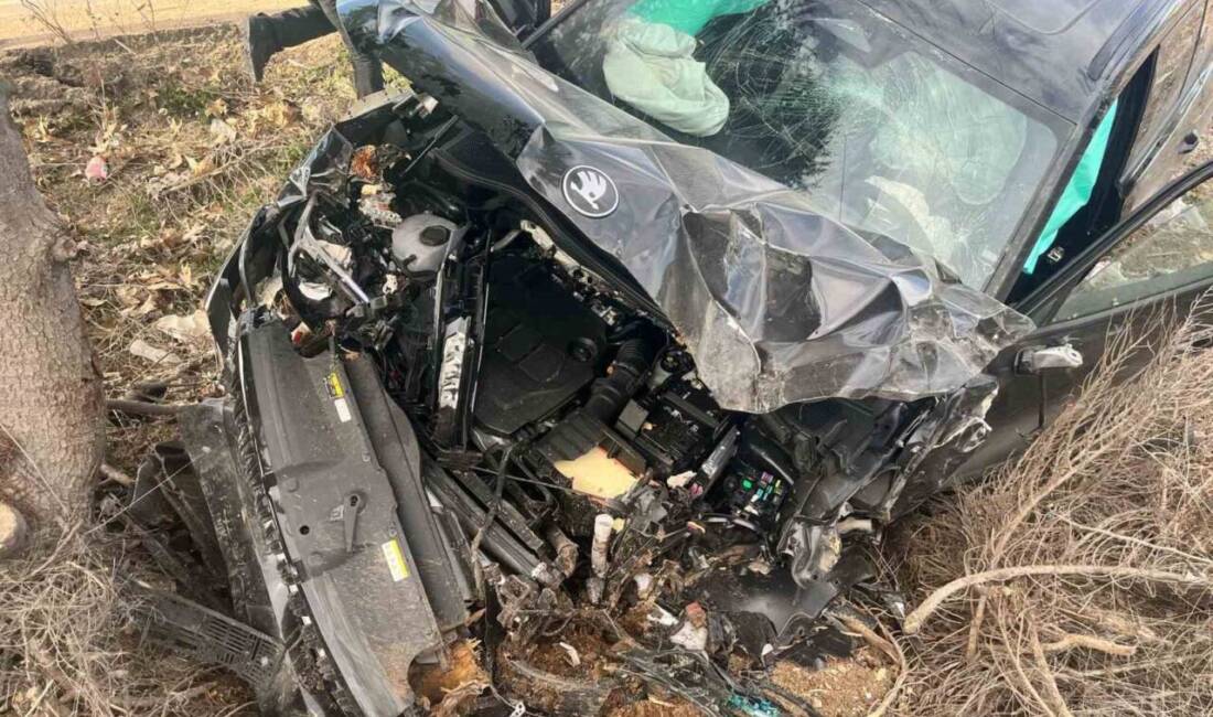 Isparta’da Şarkikaraağaç Belediye Başkanı Ali Göçer’in kullandığı otomobil, kontrolden çıkarak