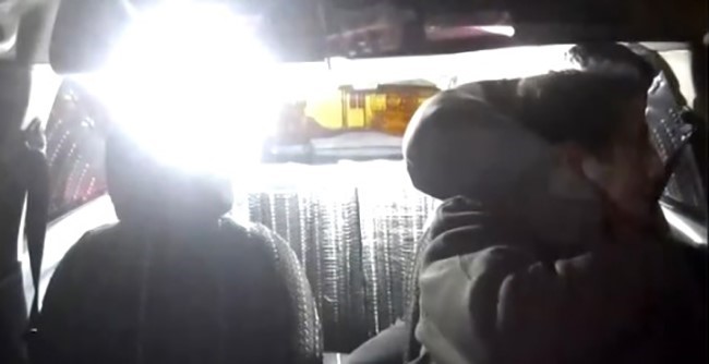 İzmir'de taksi şoförü Tayfun Özişçiler, yolcu kılığına giren saldırgan tarafından