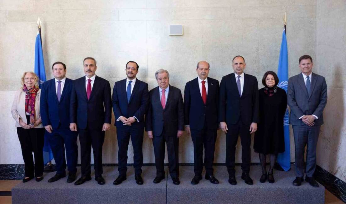 Dışişleri Bakanı Hakan Fidan, Cenevre'de düzenlenen gayriresmi Kıbrıs toplantısına katıldı.