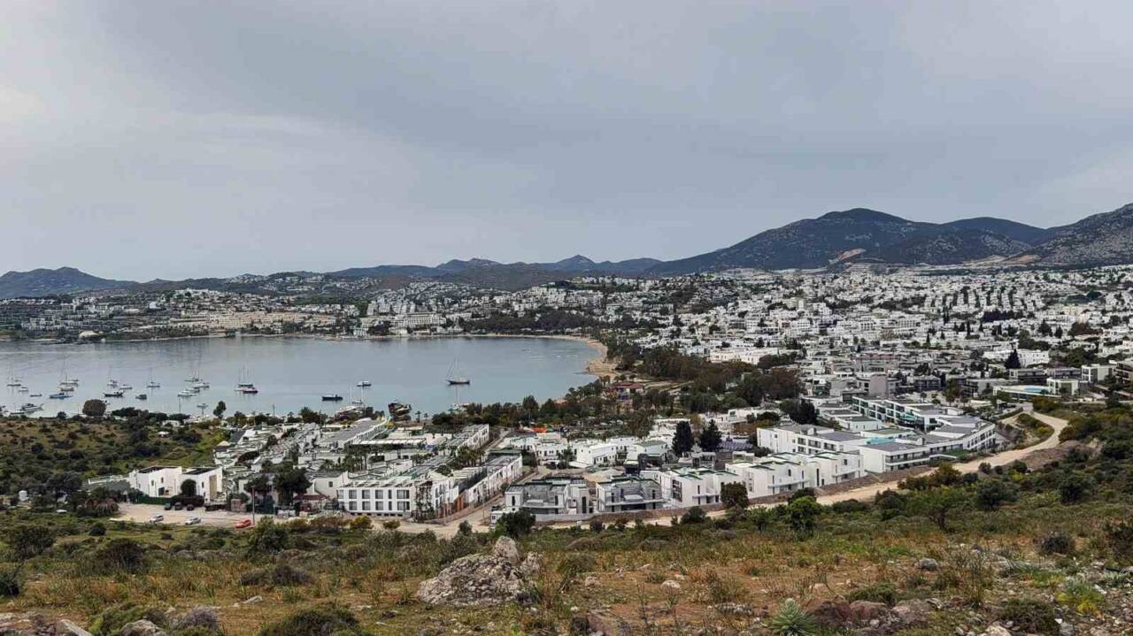 Muğla Valiliği, turizm sezonu öncesinde konaklama tesislerinin denetimlerini sürdürüyor. Şu