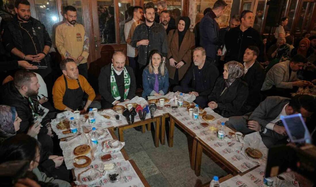 "AK Parti Bursa Milletvekili Mustafa Varank, sosyal medya üzerinden yaptığı