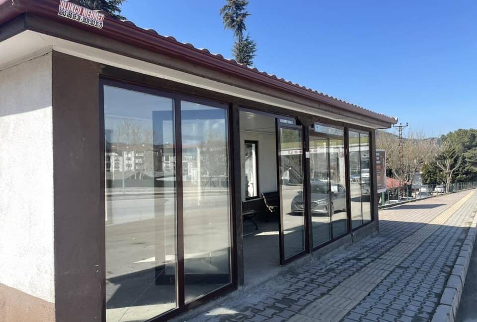 Osmaneli Belediye Başkanı Bekir Torun, vatandaşların soğuk havalarda toplu taşıma