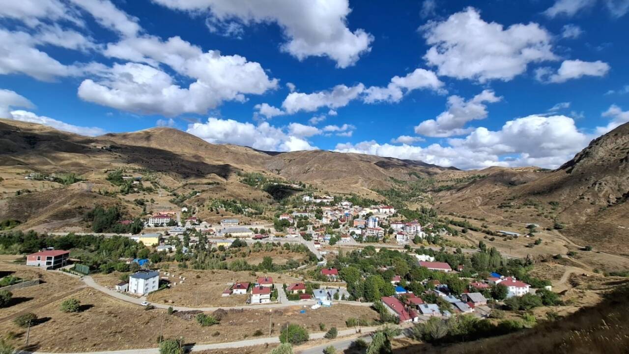 Tunceli’nin Pülümür ilçesinde 18 yıl önce kapanan ecza dolabı sonrası