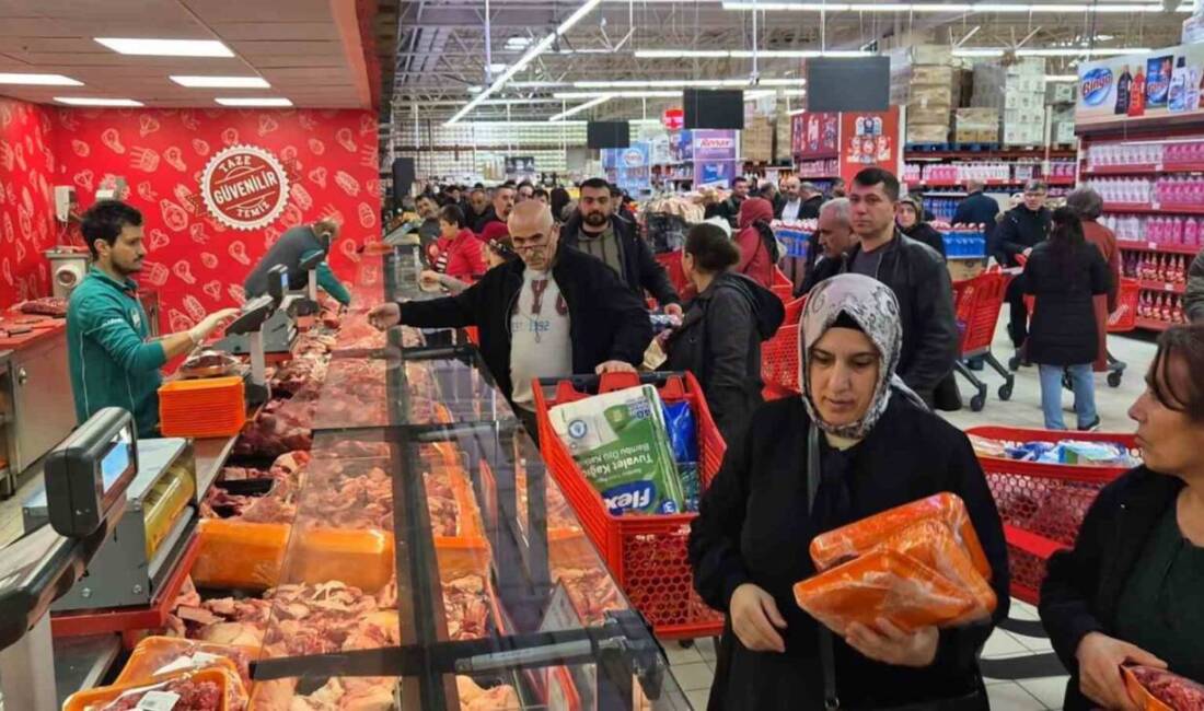 Ramazan ayı nedeniyle zincir süpermarket Türkiye genelindeki şubelerinde et ürünlerinde