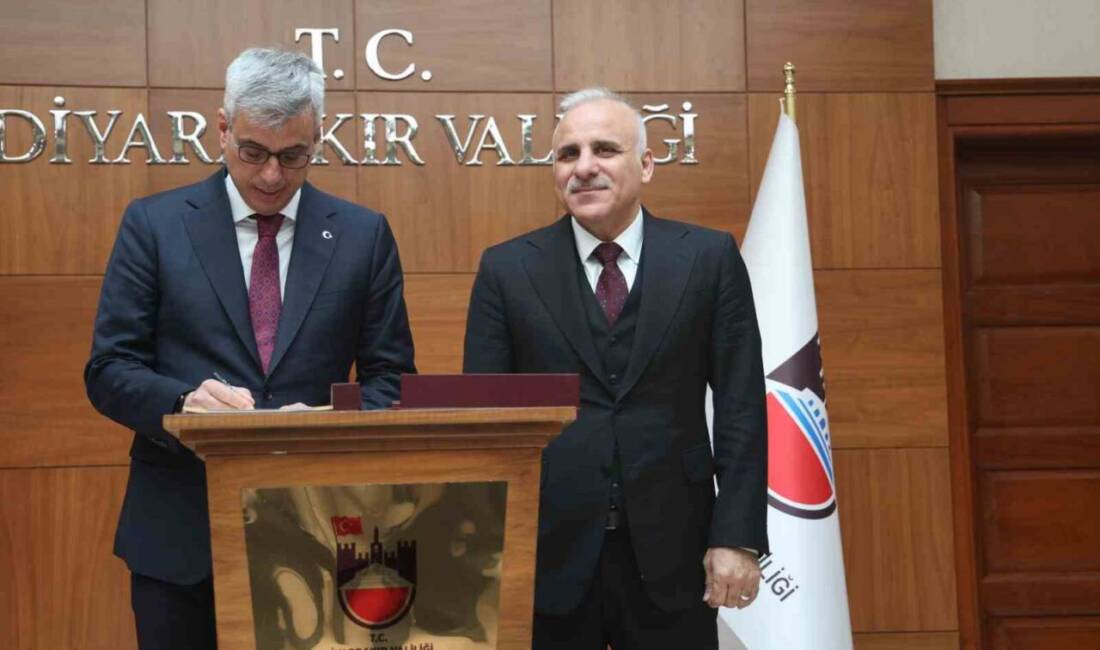 Diyarbakır Valiliğini ziyaret eden Sağlık Bakanı Prof. Dr. Kemal Memişoğlu,