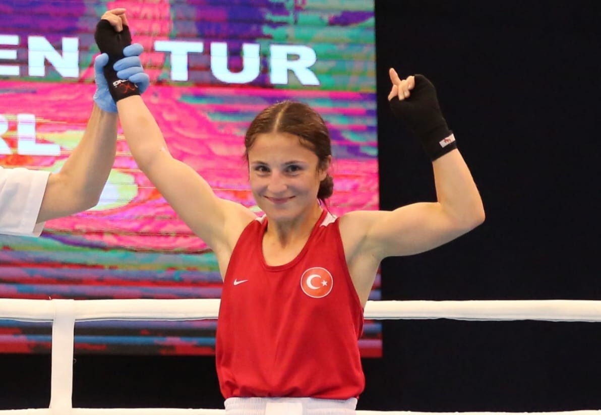 Şırnaklı milli boksör Nurselen Yalgettekin, Büyük Kadınlar Dünya Boks Şampiyonası’nda