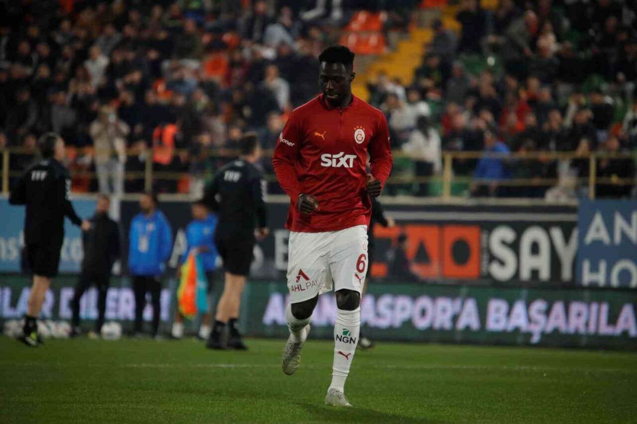 Trendyol Süper Lig’in 27. haftasında Corendon Alanyaspor sahasında Galatasaray ile