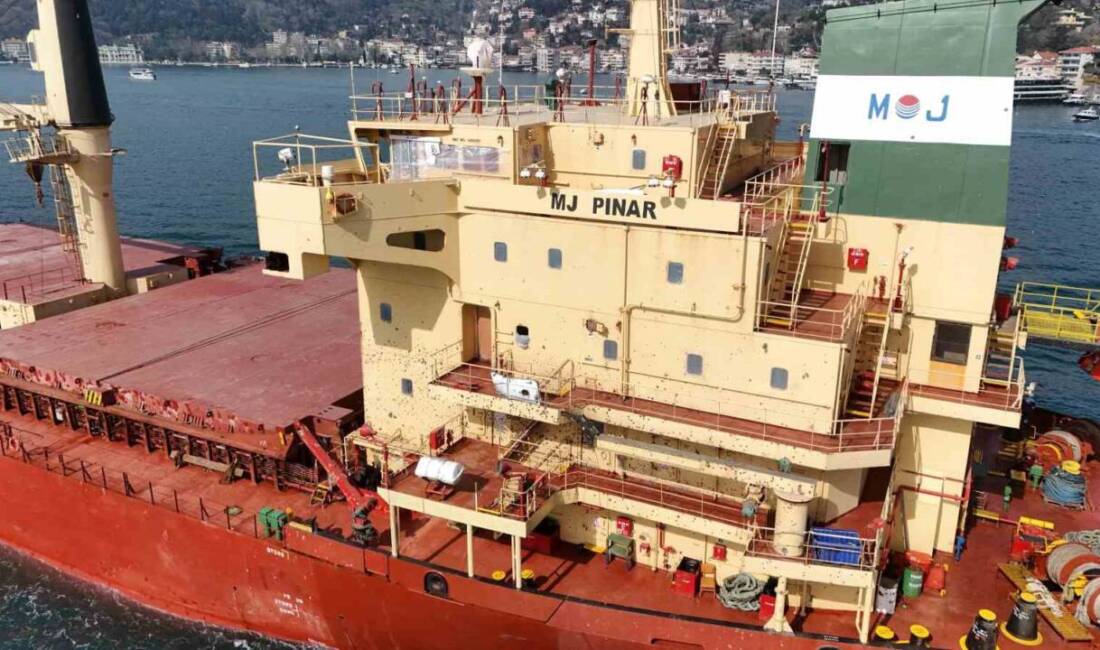 Ukrayna'nın Odessa Limanı'na düzenlenen füze saldırısında dört mürettebat hayatını kaybeden