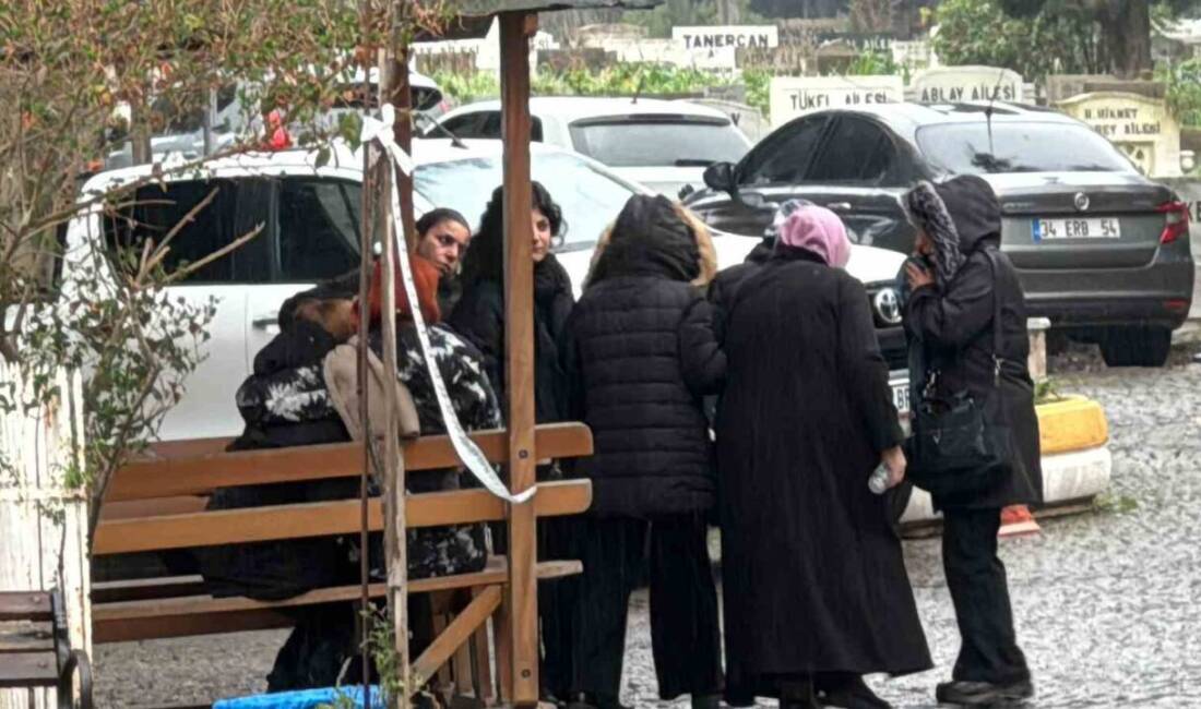 Pankreas kanseri nedeniyle hayatını kaybeden 54 yaşındaki ünlü sanatçı Tanyeli’nin