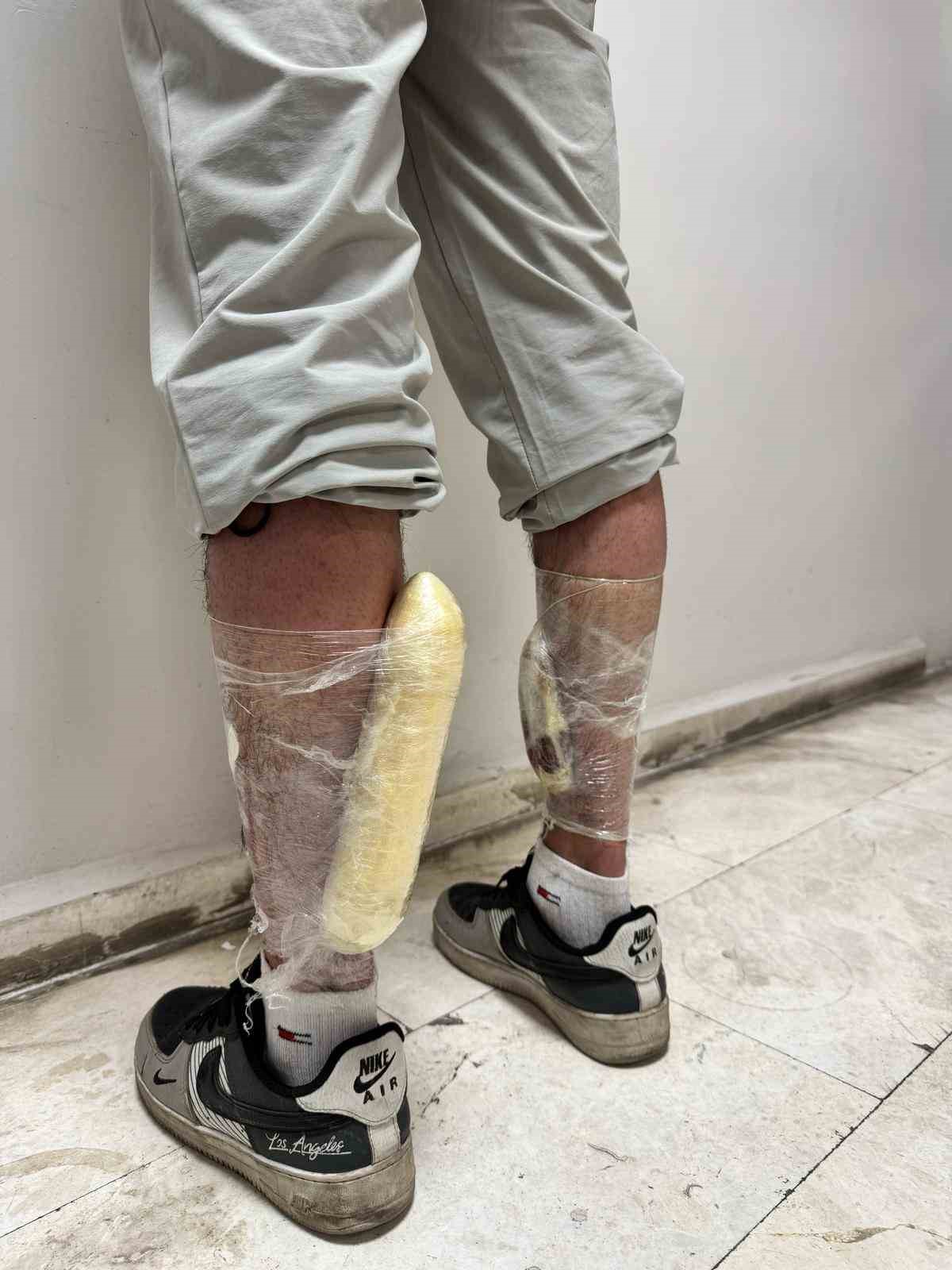 Eskişehir’de polis ekiplerinin çalışmaları sonucunda bir şahsın üzerine sarılı vaziyette