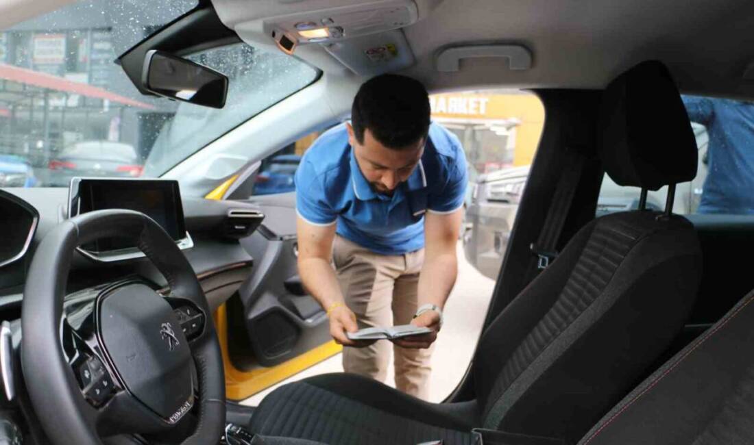 Kurban Bayramı’na yaklaşırken araç kiralama ihtiyacı artıyor. Diyarbakır’daki firma yetkilisi