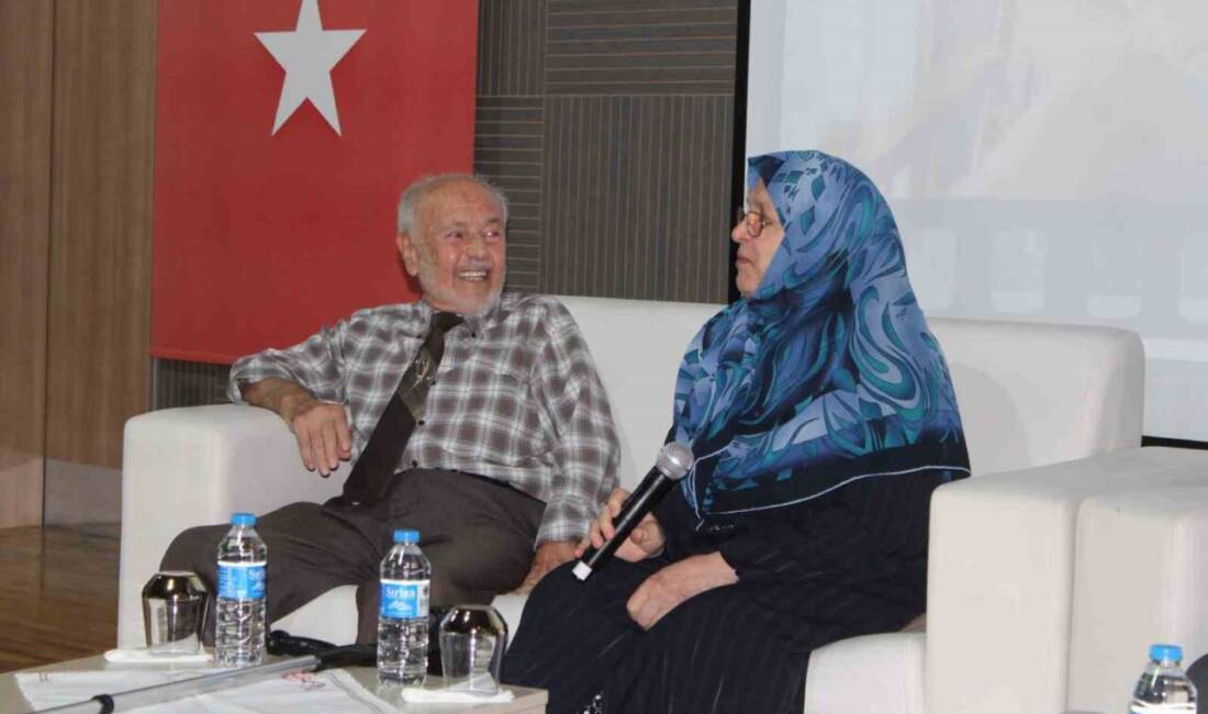 Aydın'daki "Nesilden Nesile Mutlu Evliliğin Sırları" programında 63 yıllık evli