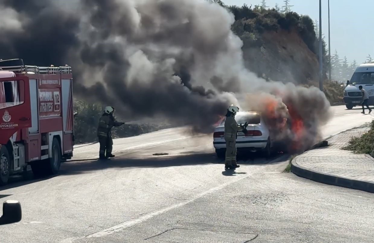 İstanbul Arnavutköy'de, 34 TH 6502 plakalı LPG’li otomobil, kadın sürücüsü