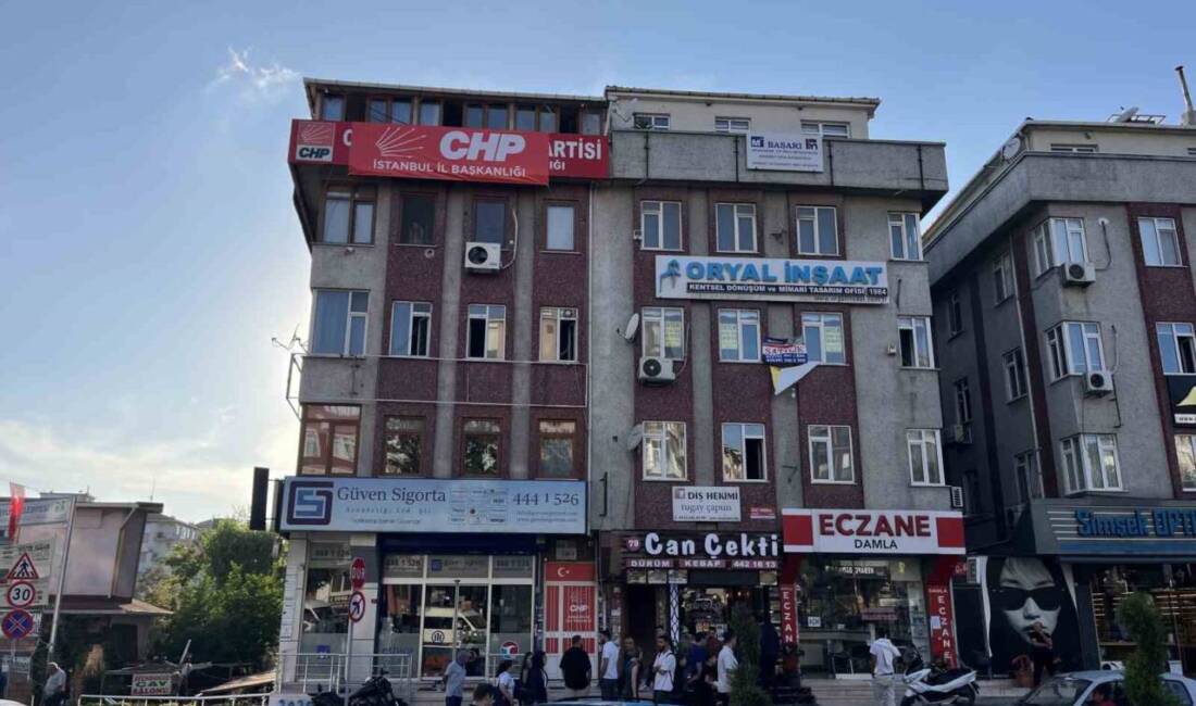 CHP Genel Merkezi, İstanbul İl Başkanlığı'nın Sarıyer'deki binasını kapatarak Bahçelievler'e