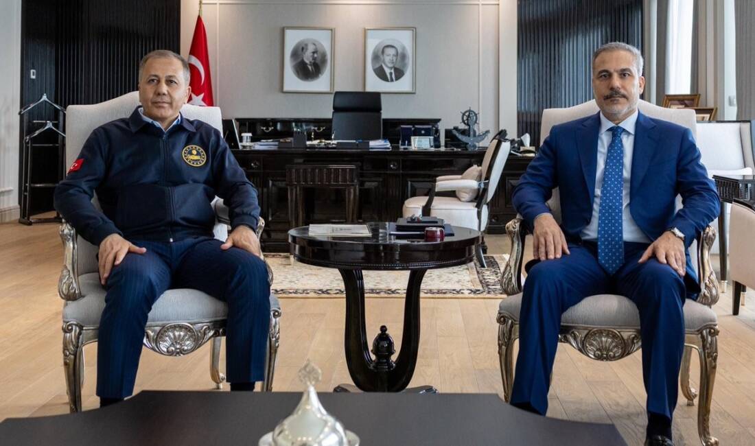 İçişleri Bakanı Ali Yerlikaya, Dışişleri Bakanı Hakan Fidan'ı ziyaret etti.
