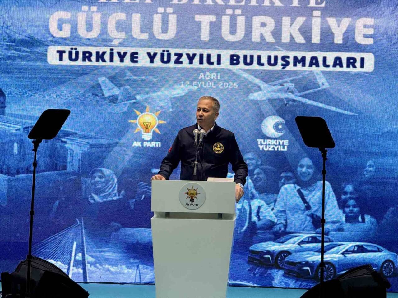 İçişleri Bakanı Ali Yerlikaya, Ağrı'da yaptığı açıklamada, Türkiye Yüzyılı’nın vatandaşların