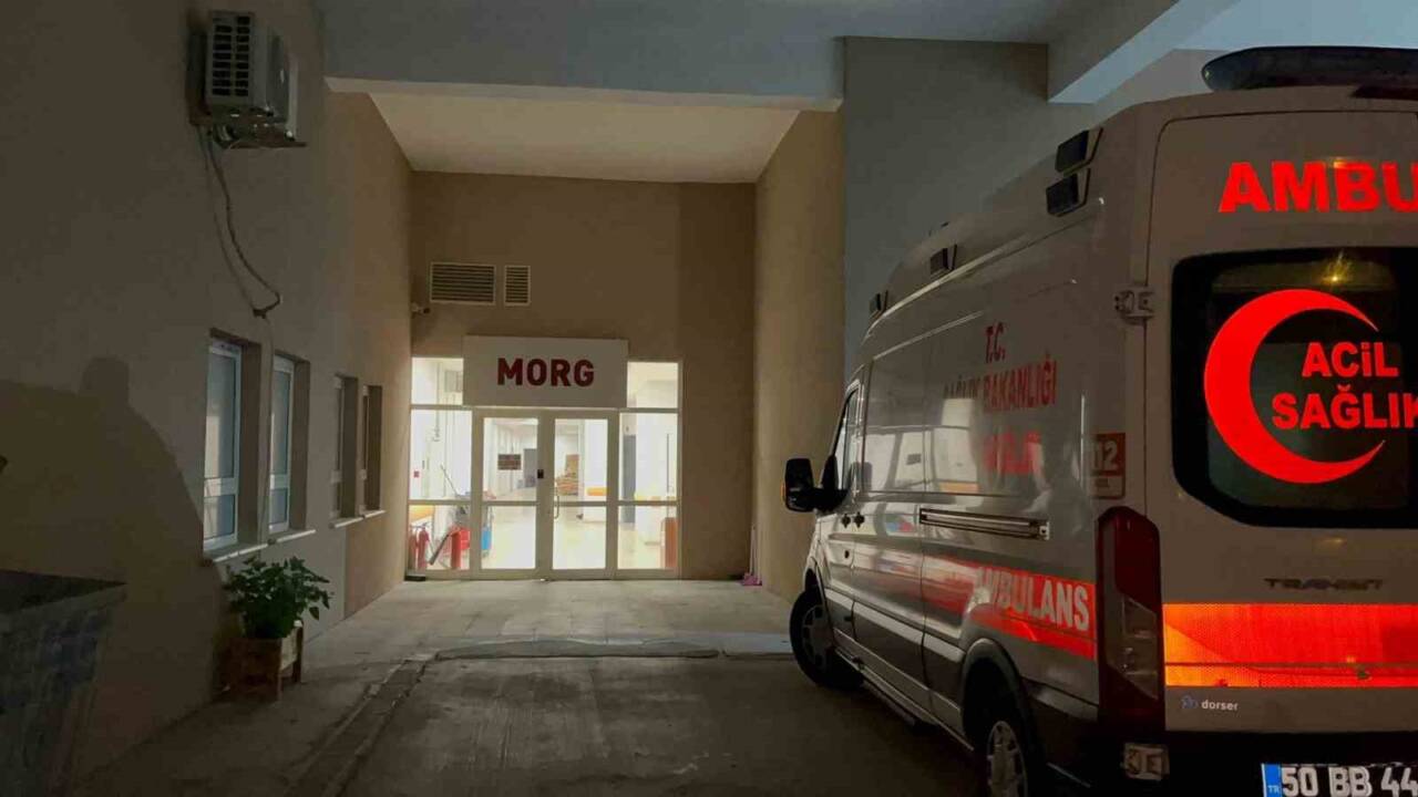 Nevşehir'de tatile gelen 46 yaşındaki Özlem Y., baş ağrısı nedeniyle