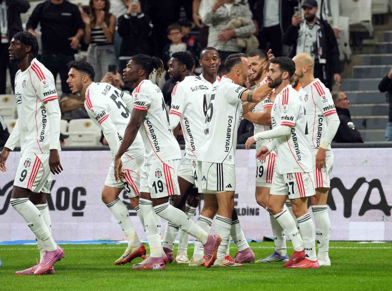 Beşiktaş, Trendyol Süper Lig’in 7. haftasında Kocaelispor'u 3-1 yenerek, evinde