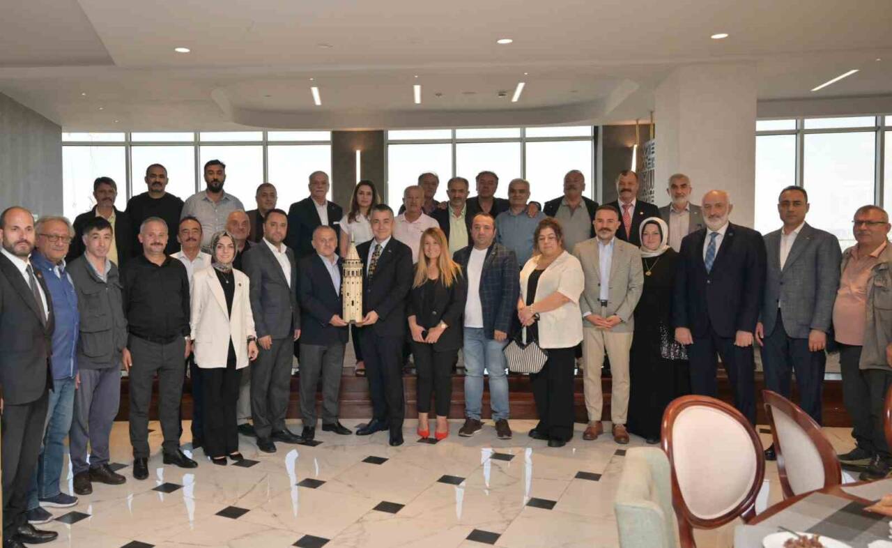 Esenyurt Belediye Başkan Vekili Can Aksoy, Beyoğlu mahalle muhtarlarını ilçede