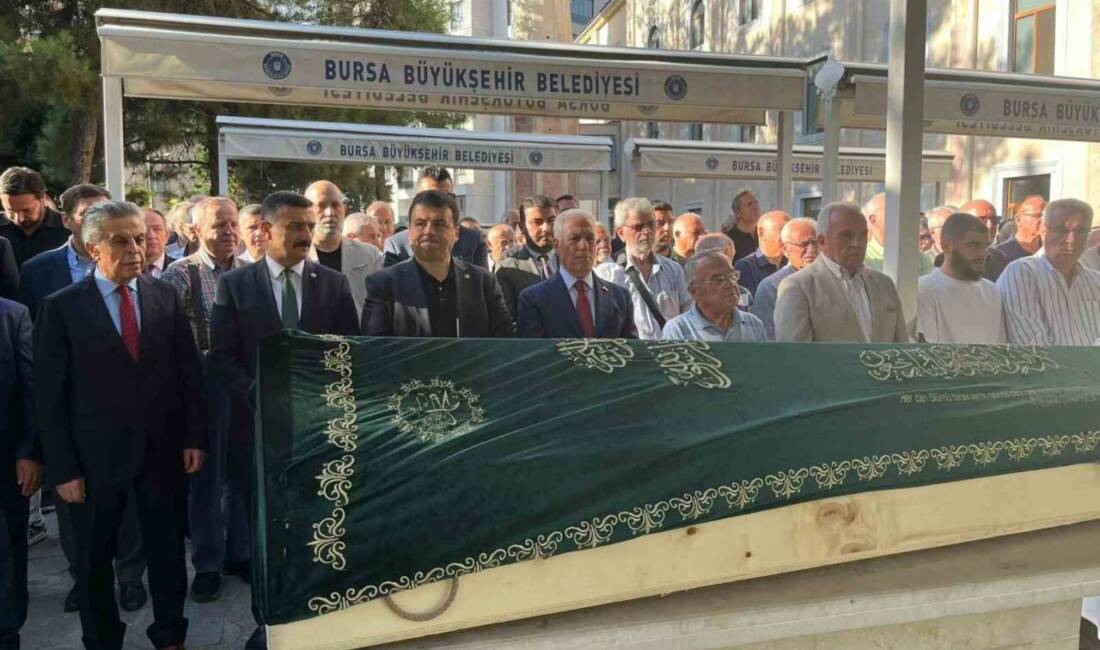 Bursa'nın tanınmış gazetecisi Engin Özpınar, 79 yaşında vefat etti. Olay