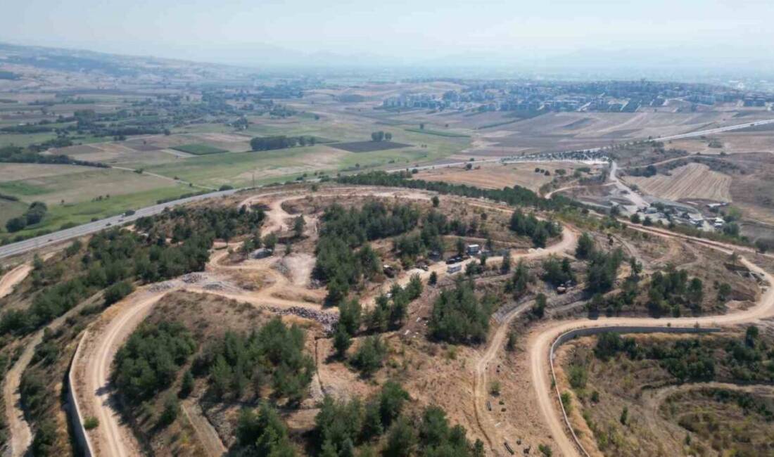 İnegöl Belediyesi, 452 dönümlük alanda Millet Bahçesi inşa ediyor. Altyapı