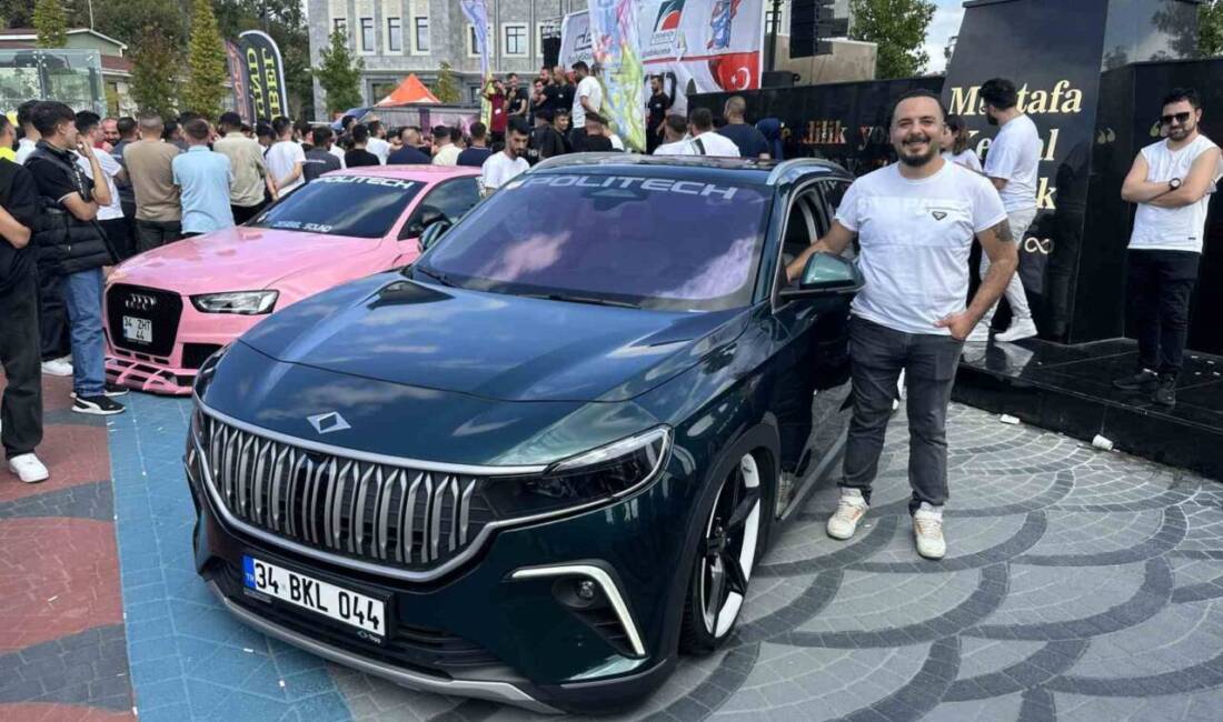 Çekmeköy Belediyesi, Car Fest 2025 etkinliğiyle modifiyeli araç tutkunlarını buluşturdu.