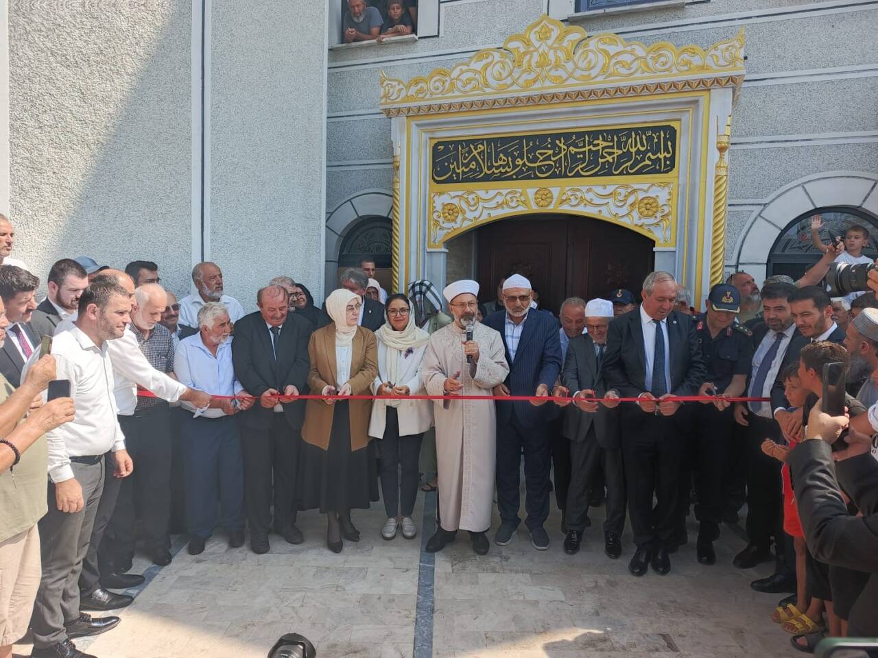 Diyanet İşleri Başkanı Prof. Dr. Ali Erbaş, Yalova’nın Çınarcık ilçesindeki