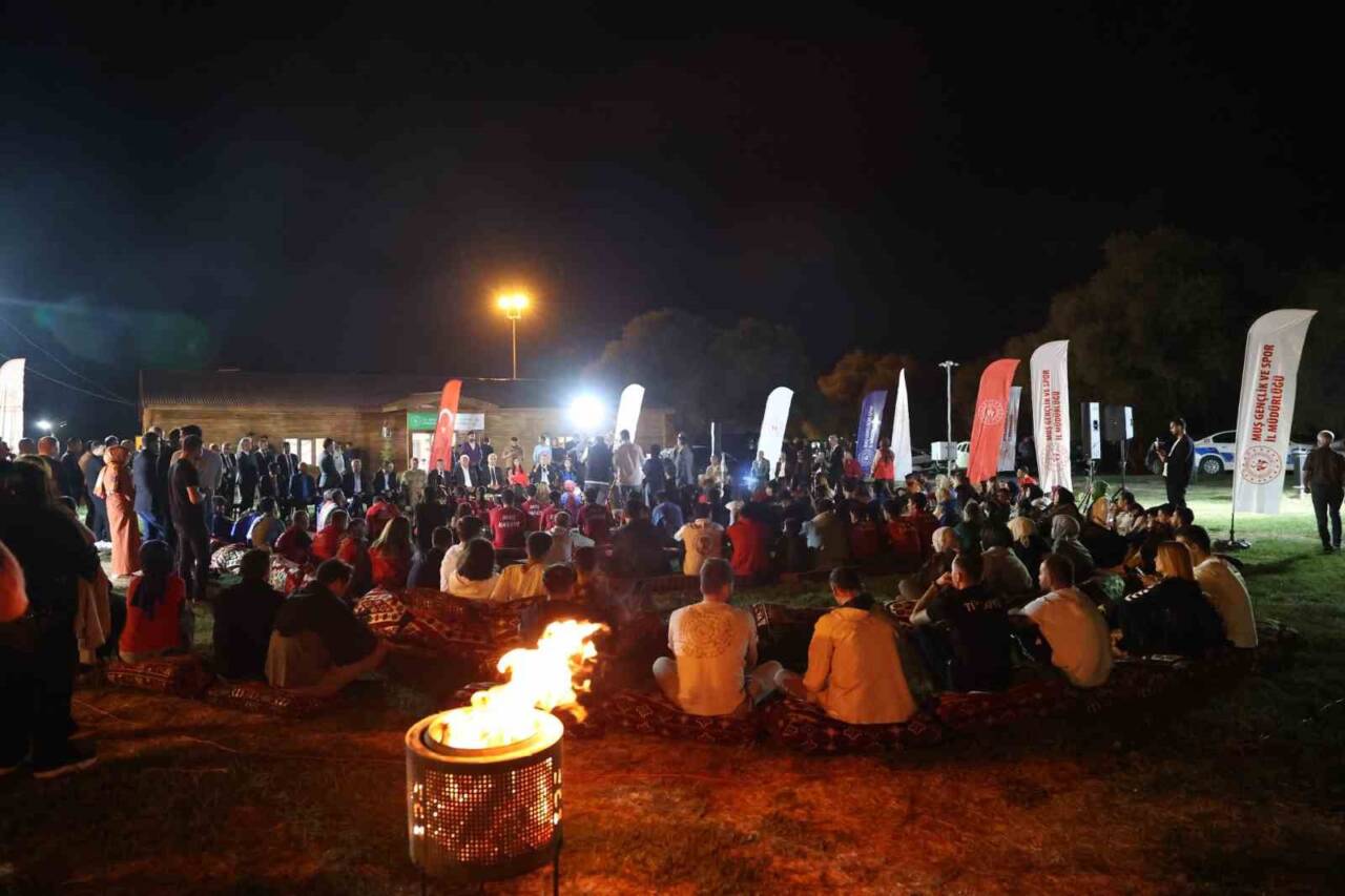 Gençlik ve Spor Bakanı Osman Aşkın Bak, Muş'ta yaptığı açıklamalarda,