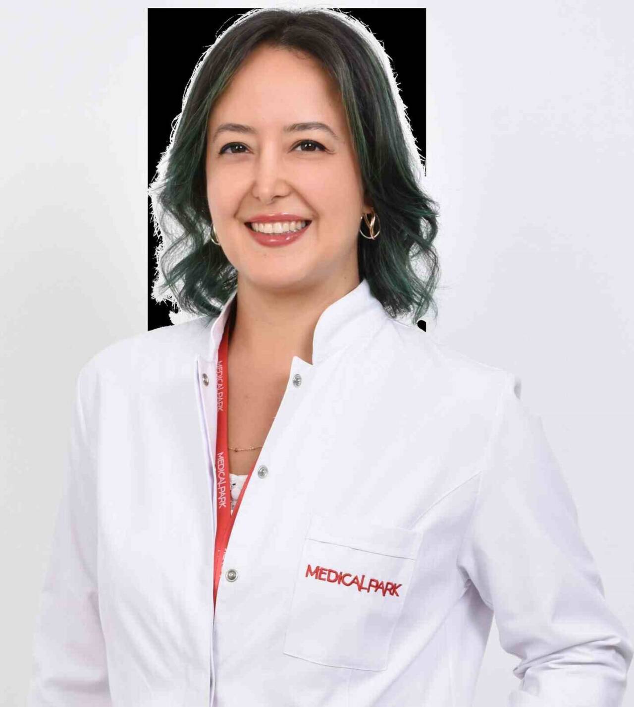 Medical Park İzmir Hastanesi'nde görevli Kadın Hastalıkları ve Doğum Uzmanı