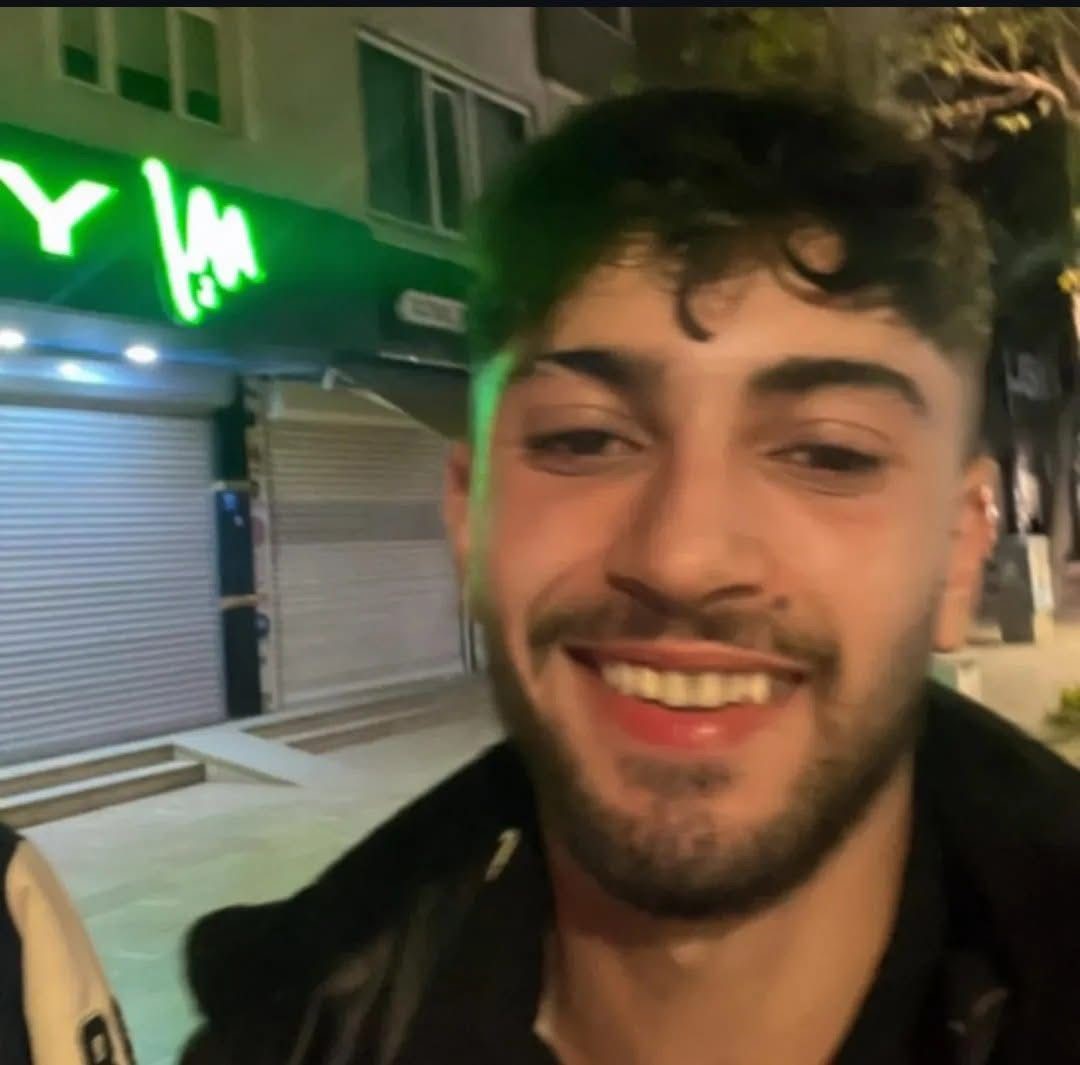 Iğdır'ın Tuzluca ilçesindeki Yastıbulak köyünde 18 yaşındaki Murat Satı, çobanlık