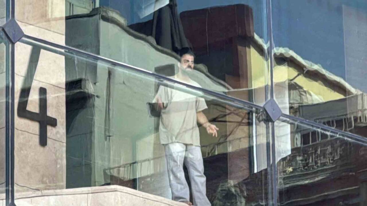 Beyoğlu İstiklal Caddesi'ndeki müzede intihar girişiminde bulunan 39 yaşındaki İran