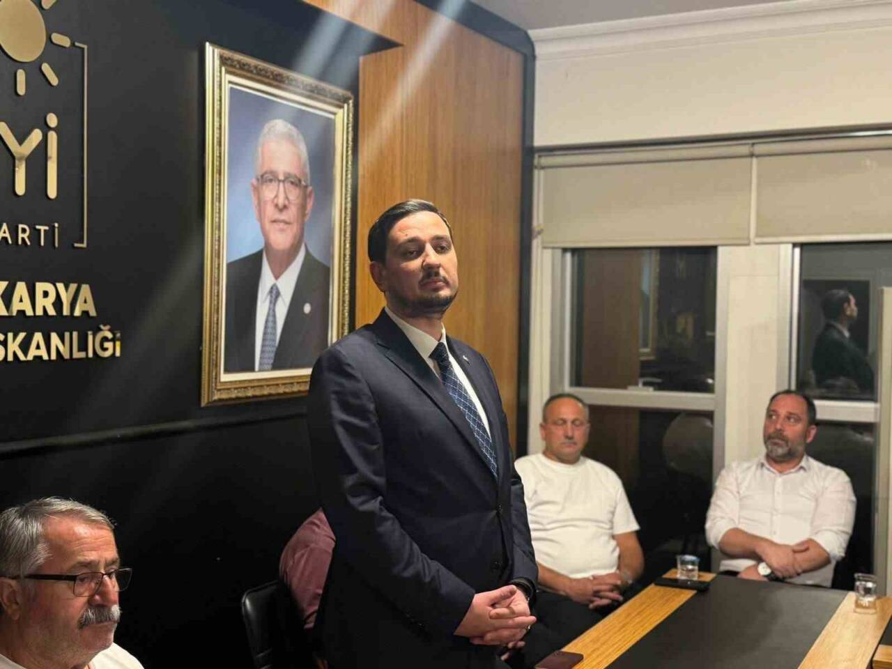 İYİ Parti Sakarya İl Başkanı Ahmet Uçak, partinin ilkelerinden sapma