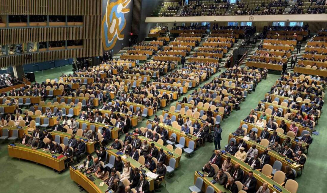 Fransa Cumhurbaşkanı Emmanuel Macron, Birleşmiş Milletler'deki konferansta Filistin Devleti'ni resmen