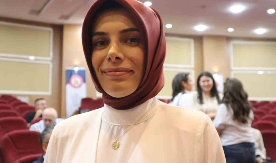 22. Bölge Malatya Eczacı Odası’nın genel kurulunda Ebru Sönmez, 240